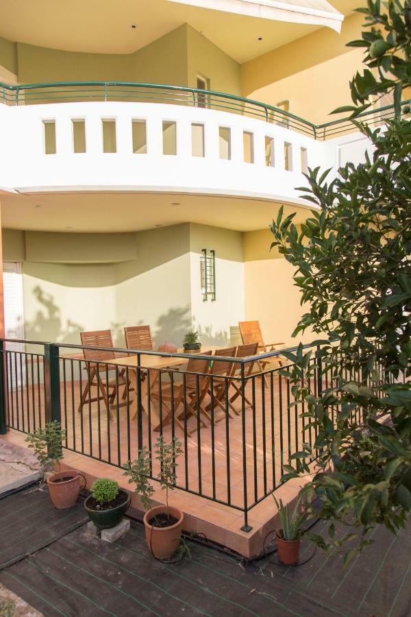 Apartment Iro's House *